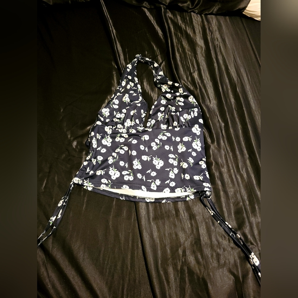 crop halter top